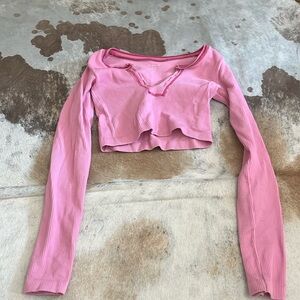 Urban outfitters go for gold top pink Xs